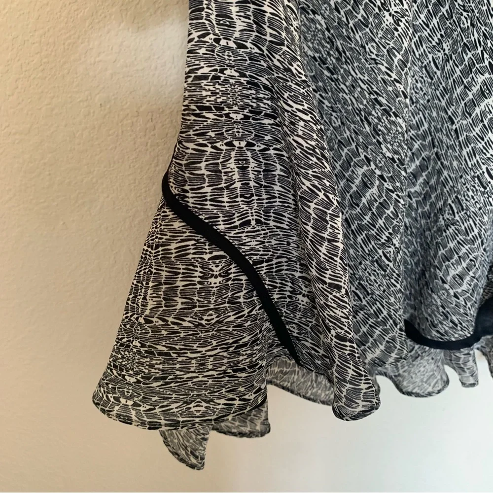 Worthington Black‎ and White  Textured Flowy A-Line Skirt Size 10  Office Church